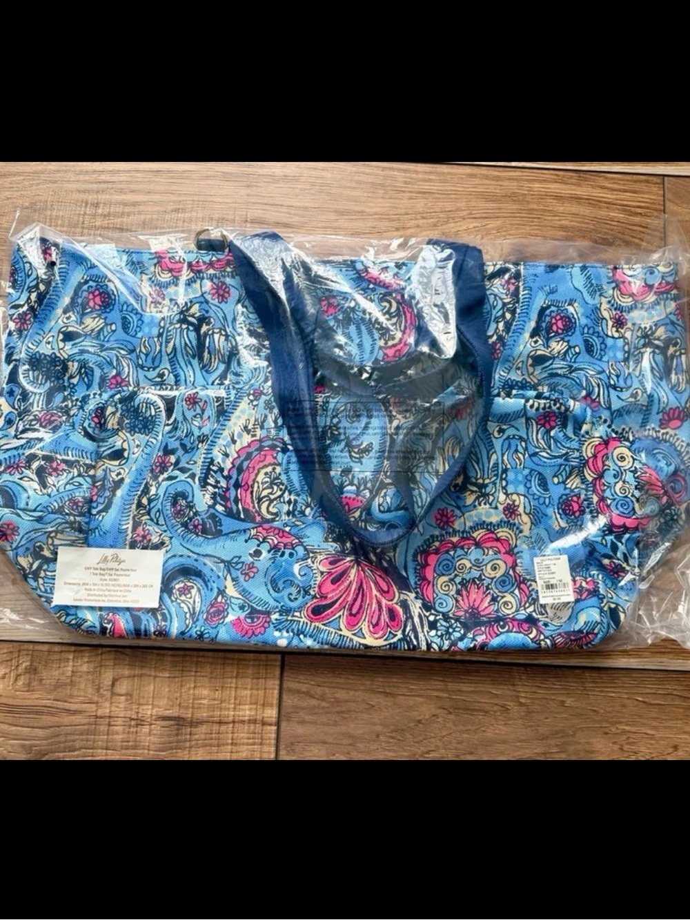 Lilly Pulitzer Canvas Tote Bag
Color: Multi Paisley Parade - Picture 4 of 12